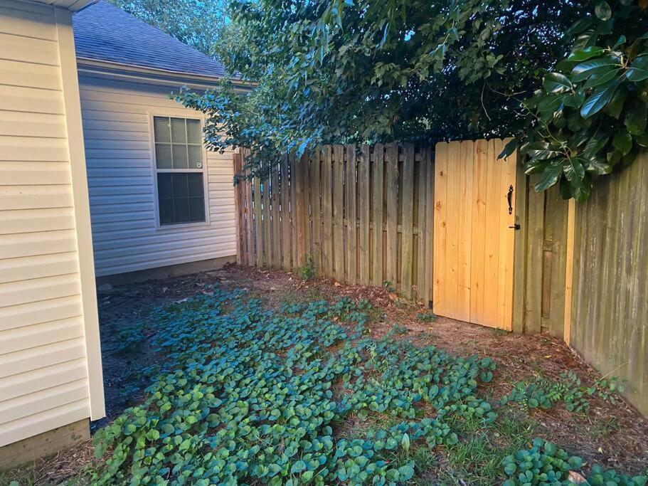 Comfy, Stylish Townhome Near I-20! Augusta Luaran gambar